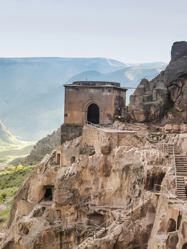 Vardzia